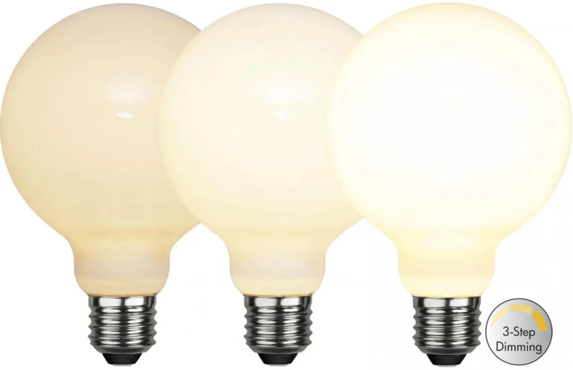 E27 Glob95 RA90 3-Stegs Dimbar 7.5W 2700K 800lm Opal LED-Lampa