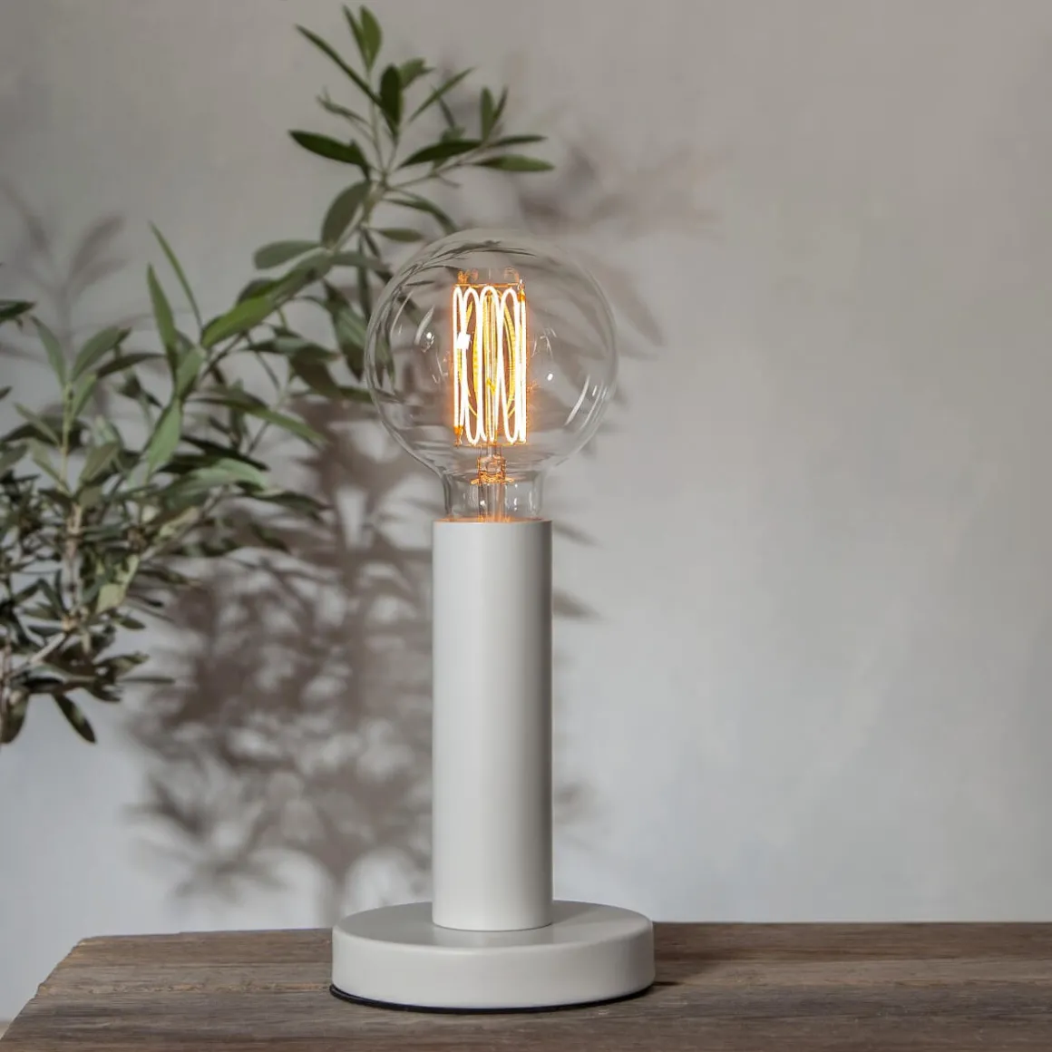 E27 GRACE Glob95 Dimbar Decoled Smoke 3.8W 1800K 200lm LED-Lampa