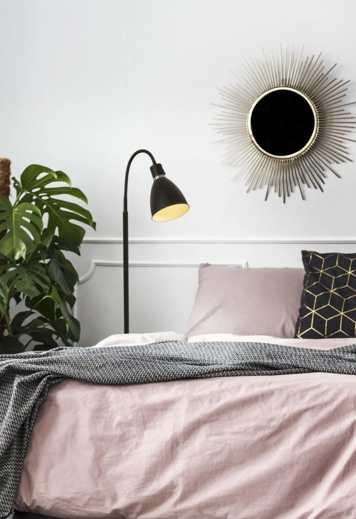 IDRE Golvlampa 158cm Svart/Matt Mässing