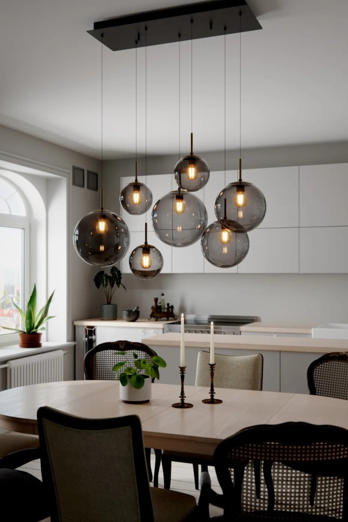 Laura Taklampa 7:a 86cm Svart/Rökgrå