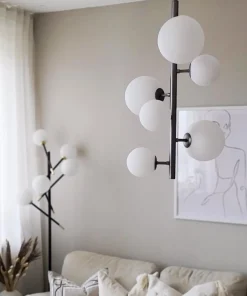 MOLEKYL Taklampa Lodrät 7L 38cm Tenn/Vit