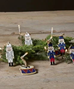 NUTCRACKER Ljusslinga Batteri 1,8m 10LED Varmvit/Flerfärgad